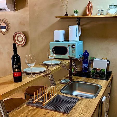 Boutique Apartment In Heart Of Хайфа Екстер'єр фото