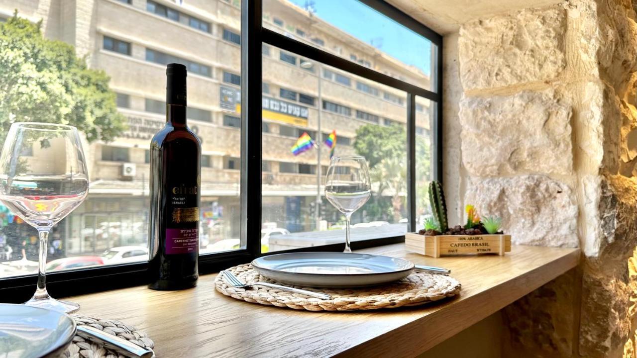 Boutique Apartment In Heart Of Хайфа Екстер'єр фото